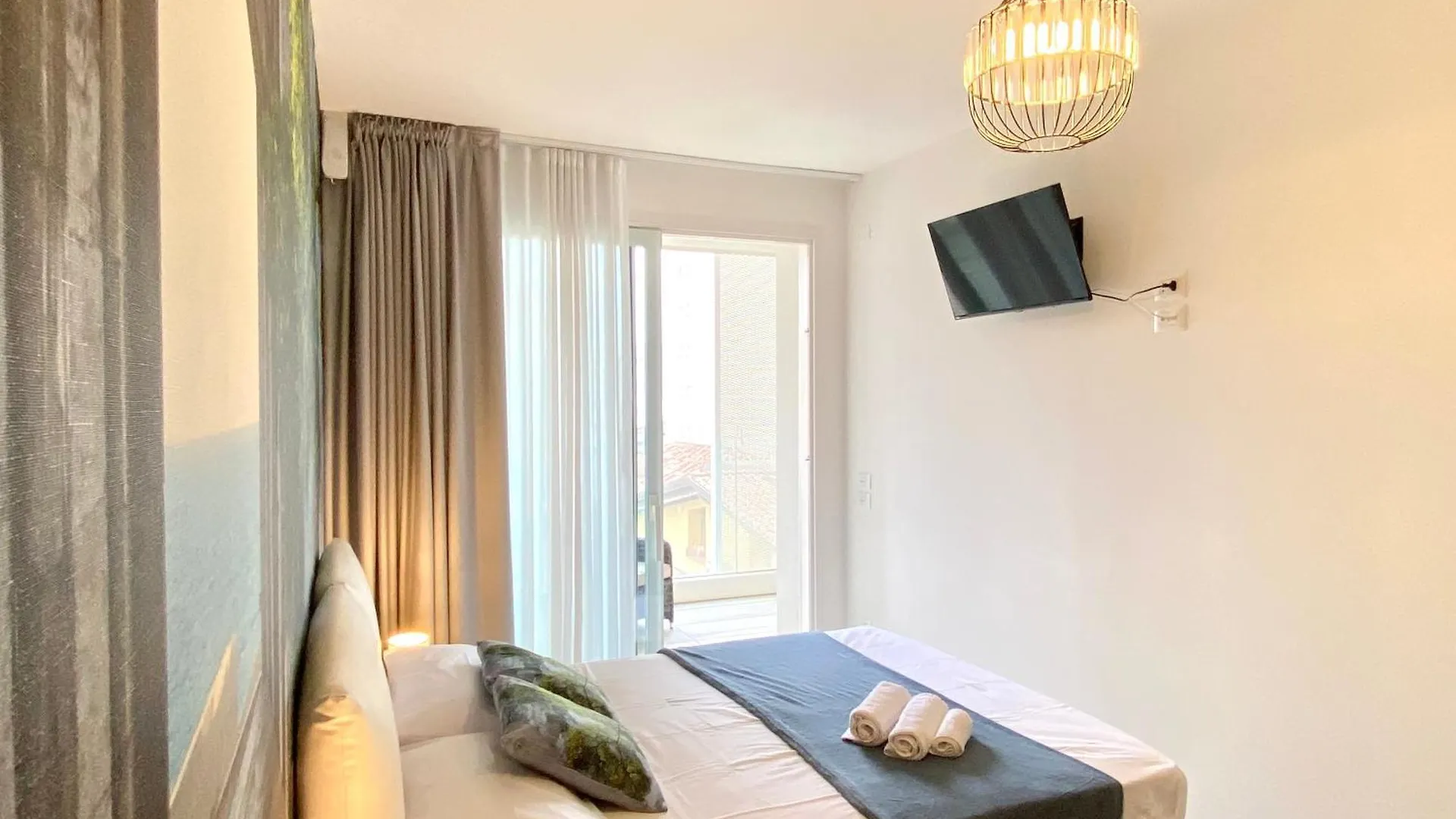 Tahiti Suite Frontemare - Jesolo - Solo Famiglie 0*, Lido di Jesolo Italy