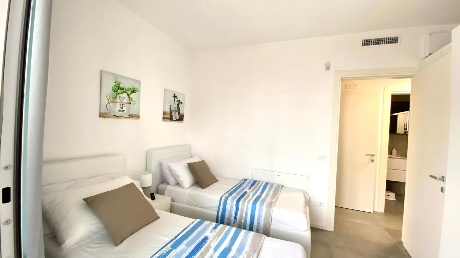 Tahiti Suite Frontemare - Jesolo - Solo Famiglie