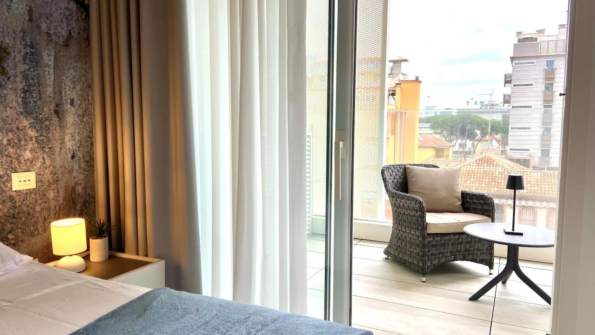 Tahiti Suite Frontemare - Jesolo - Solo Famiglie Italy